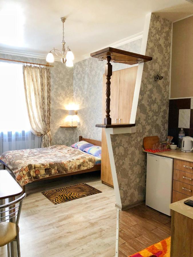Apartments Near Rynok Square Lviv Exterior photo